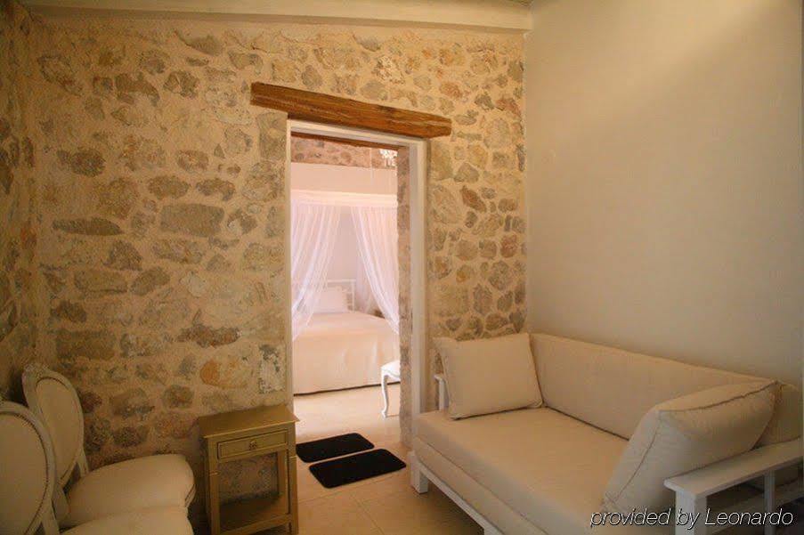 The Aigli Hotel Lefkada City Room photo