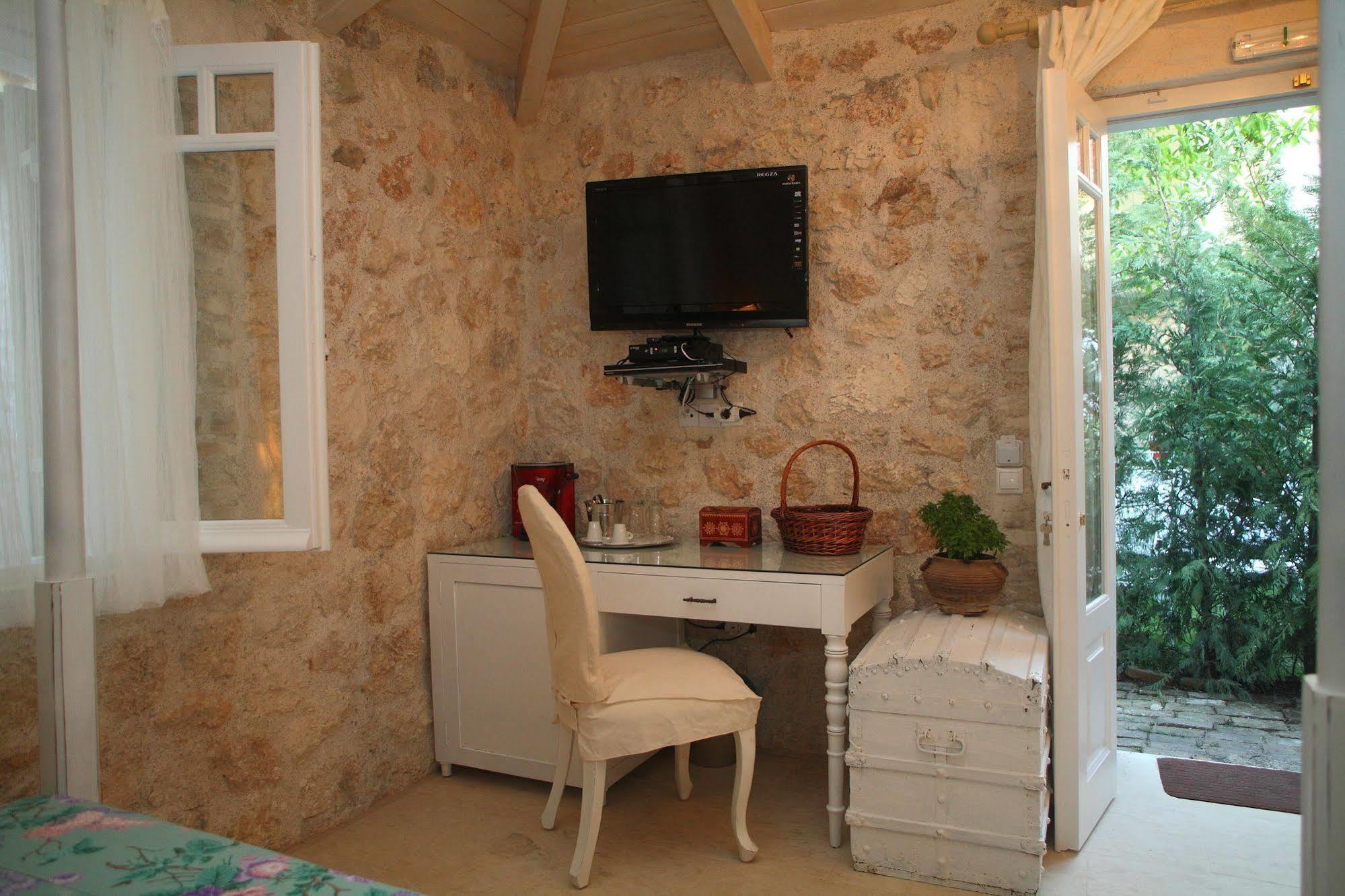 The Aigli Hotel Lefkada City Exterior photo